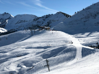 PRAZ LES PISTES - B10 - Studio + coin Montagne SKI AU PIED